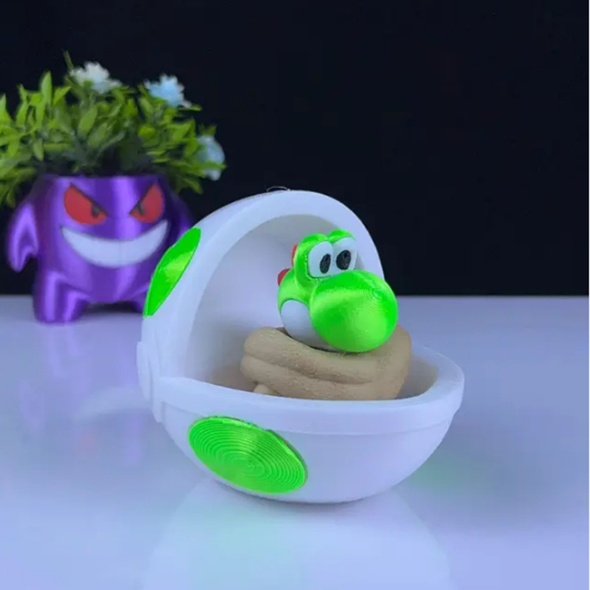 Baby Yoshi - Super Mario Figurine Desk Pet