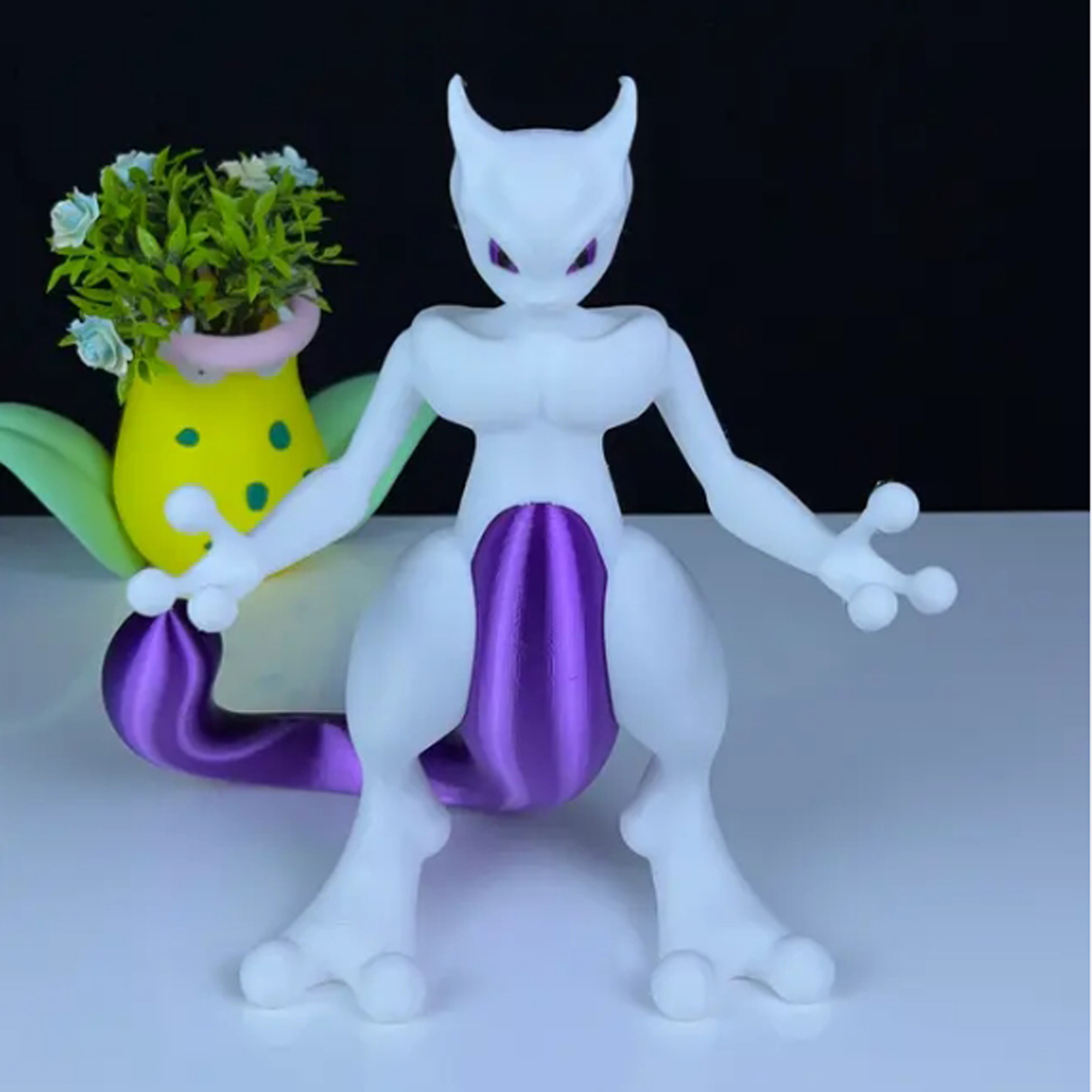 Mewtwo  - Pokemon Figurine Desk Pet